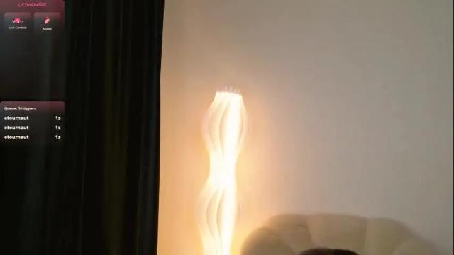 Thumbnail 1, _esmeraldiyaa_'s Stream at Chaturbate, 6 months ago