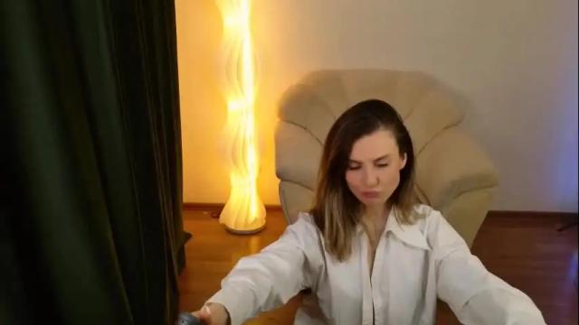 Thumbnail 1, _esmeraldiyaa_'s Stream at Chaturbate, 5 months ago