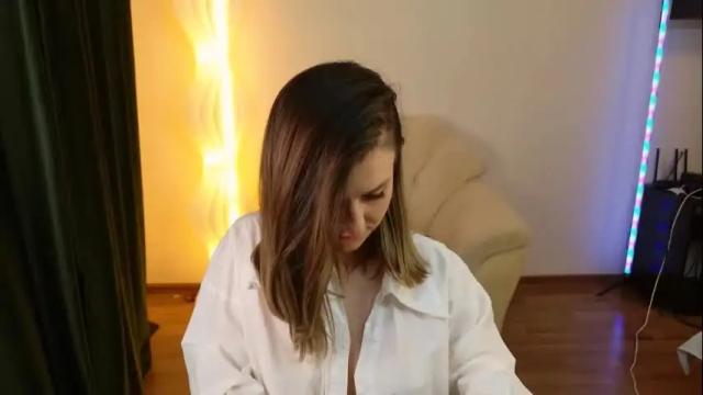 Image 10 of _esmeraldiyaa_ Stream on Chaturbate on 5 months ago