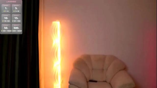 Image 10 of _esmeraldiyaa_ Stream on Chaturbate on 4 months ago