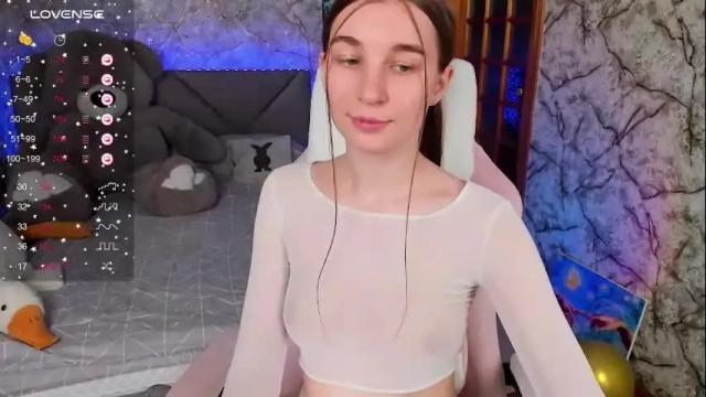 Image 3 of _flowersweet_ Stream on Chaturbate on 2 months ago