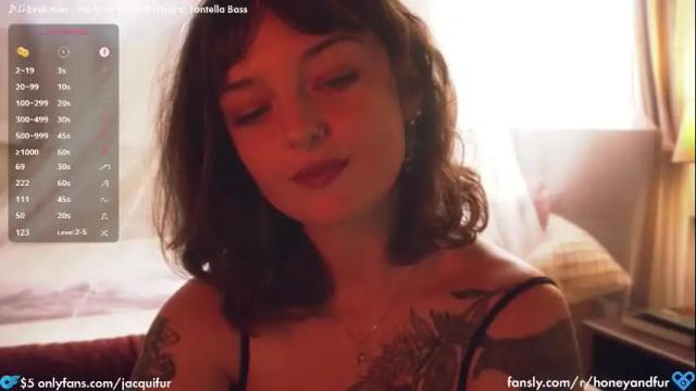Image 7 of _freckles Stream on Chaturbate on 2 months ago