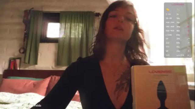 Image 3 of _freckles Stream on Chaturbate on 21 days ago
