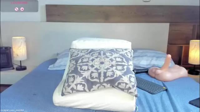 Image 2 of _fullmoon Stream on Chaturbate on 2 months ago