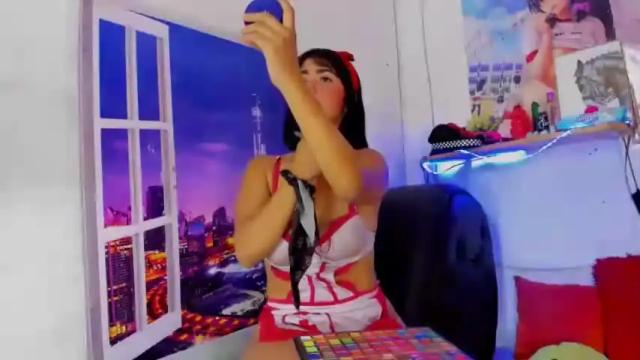Image 7 of _gianna_18 Stream on Chaturbate on 17 months ago