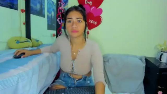 Image 2 of _gianna_18 Stream on Chaturbate on 16 months ago