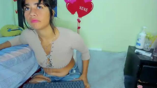 Image 4 of _gianna_18 Stream on Chaturbate on 16 months ago