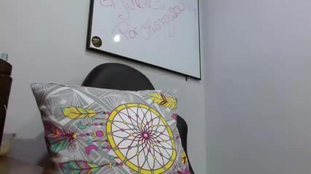 Image 4 of _gianna_love Stream on Chaturbate on 18 months ago
