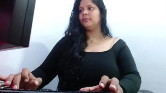 Image 7 of _gianna_love Stream on Chaturbate on 14 months ago