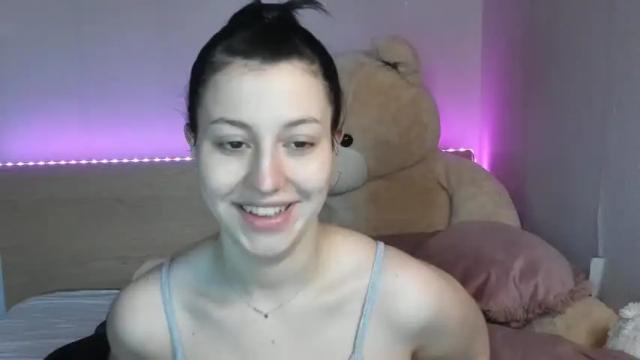 Image 4 of _girlnextt_door_ Stream on Chaturbate on 15 months ago