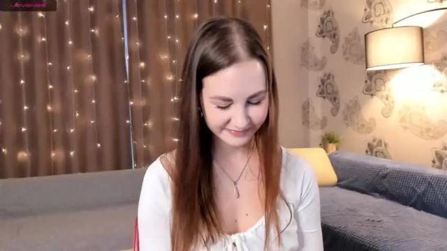 Image 3 of _glassofwater_ Stream on Chaturbate on 17 months ago