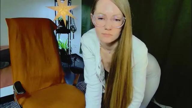 Image 10 of _goldilocks__ Stream on Chaturbate on 4 days ago