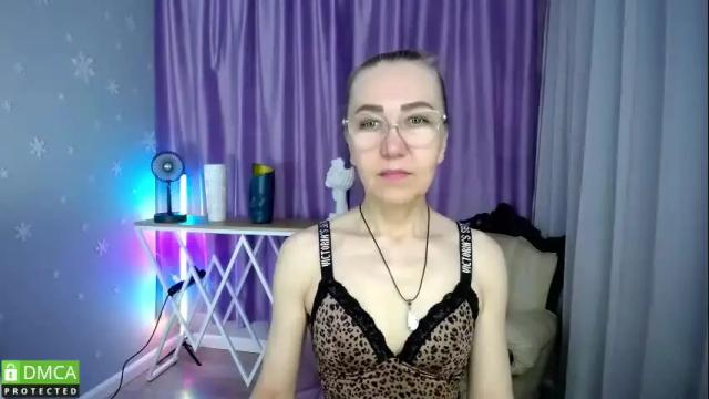 Image 3 of _greybunny_ Stream on Chaturbate on 18 days ago