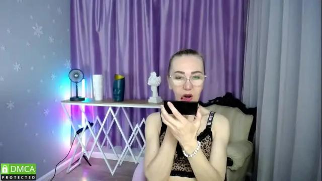 Image 4 of _greybunny_ Stream on Chaturbate on 18 days ago