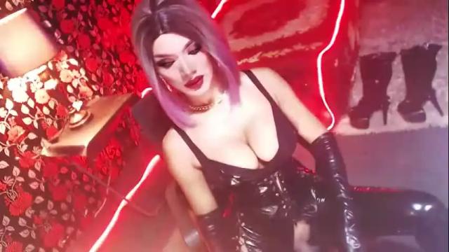 Image 2 of _hailyourqueenx Stream on Chaturbate on 26 days ago