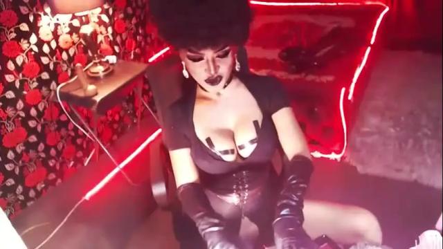 Image 4 of _hailyourqueenx Stream on Chaturbate on 19 days ago