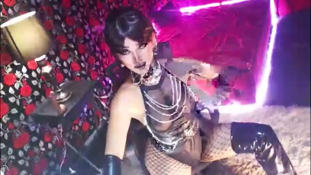 Image 2 of _hailyourqueenx Stream on Chaturbate on 1 month ago