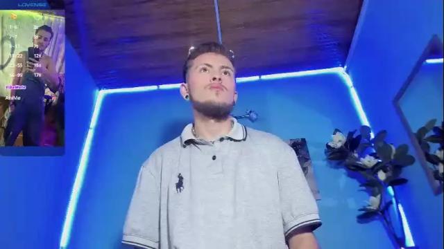 Image 2 of _hairybeard_ Stream on Chaturbate on 1 month ago