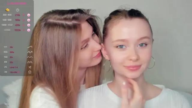 Image 12 of _hollydolly_ Stream on Chaturbate on 14 months ago