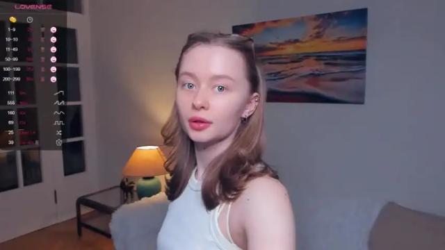 Image 2 of _hollydolly_ Stream on Chaturbate on 14 months ago