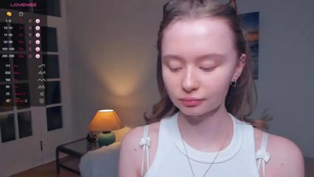 Image 6 of _hollydolly_ Stream on Chaturbate on 14 months ago