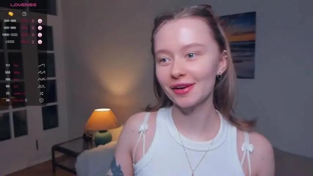 Image 7 of _hollydolly_ Stream on Chaturbate on 14 months ago