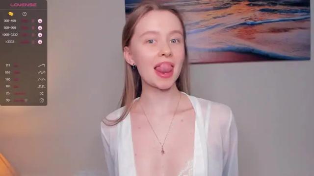 Image 7 of _hollydolly_ Stream on Chaturbate on 14 months ago