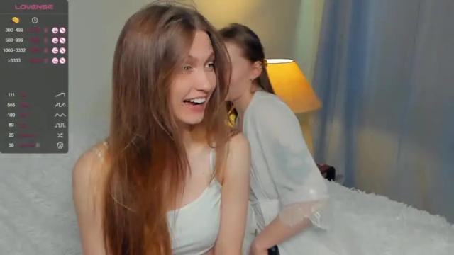 Image 2 of _hollydolly_ Stream on Chaturbate on 14 months ago