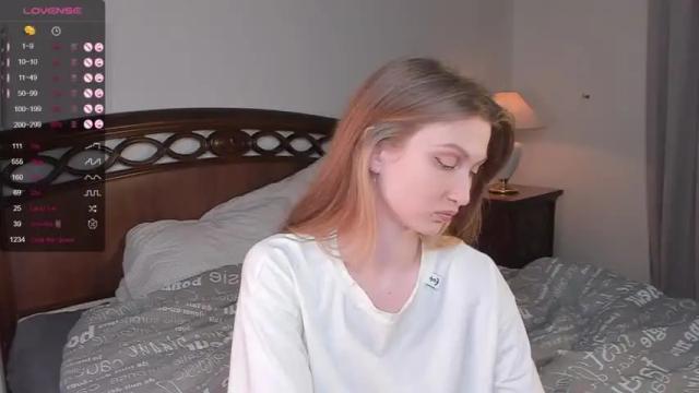 Thumbnail 1, _hollydolly_'s Stream at Chaturbate, 13 months ago
