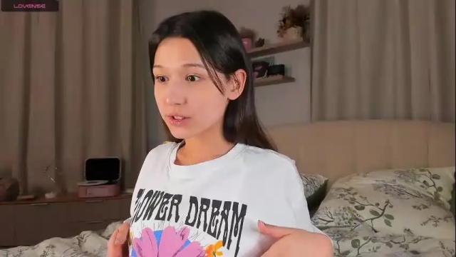 Image 2 of _honey_boney_ Stream on Chaturbate on 2 months ago