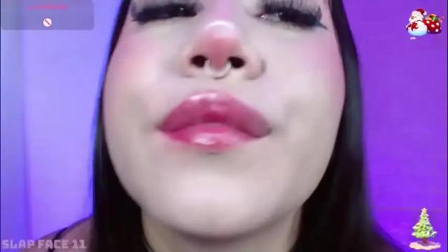 Image 3 of _hooly Stream on Chaturbate on 14 days ago