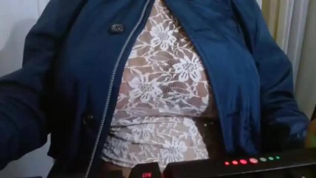 Image 2 of _hotpaulaxx Stream on Chaturbate on 16 months ago