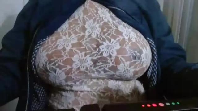 Image 8 of _hotpaulaxx Stream on Chaturbate on 16 months ago