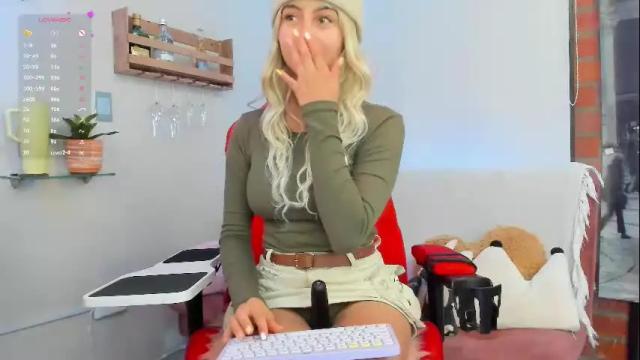 Image 2 of _hottie__ Stream on Chaturbate on 1 month ago