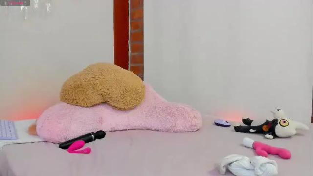 Image 6 of _hottie__ Stream on Chaturbate on 15 days ago
