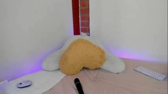 Image 2 of _hottie__ Stream on Chaturbate on 1 month ago