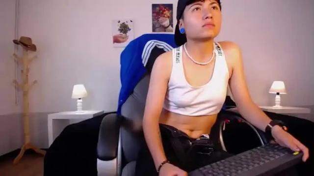 Image 11 of _ian_25 Stream on Chaturbate on 18 months ago