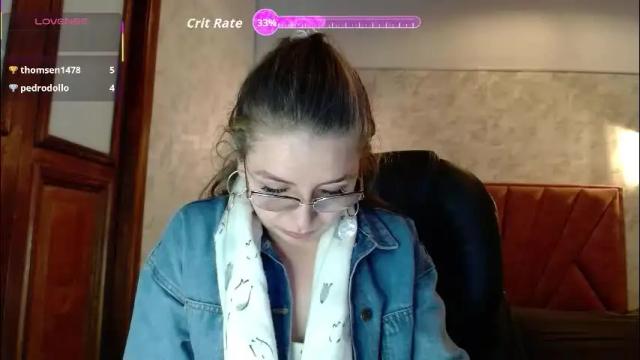 Image 10 of _isaabellaa Stream on Chaturbate on 13 days ago
