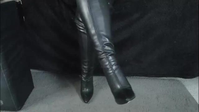 Image 3 of _jade_16 Stream on Chaturbate on 2 months ago