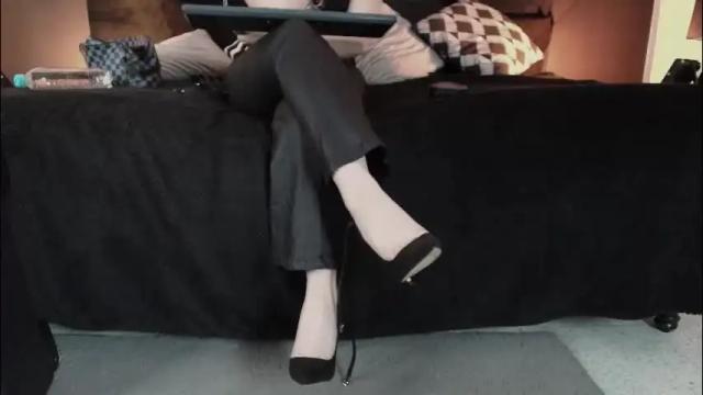 Image 2 of _jade_16 Stream on Chaturbate on 2 months ago