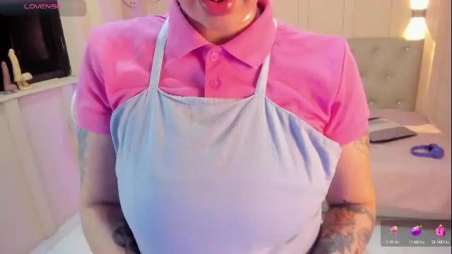 Image 7 of _jade_reyez Stream on Chaturbate on 1 month ago