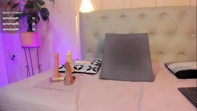 Image 6 of _jade_reyez Stream on Chaturbate on 27 days ago