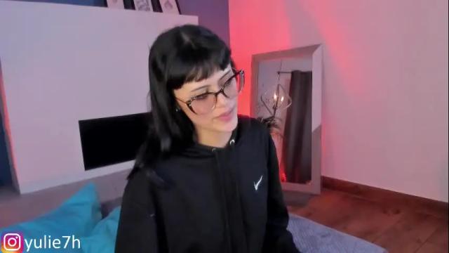 Image 4 of _jessy_moon_ Stream on Chaturbate on 9 days ago