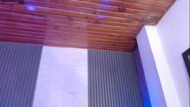 Image 8 of _johana18 Stream on Chaturbate on 4 days ago