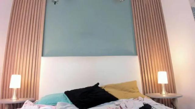 Image 7 of _julyetta Stream on Chaturbate on 14 months ago