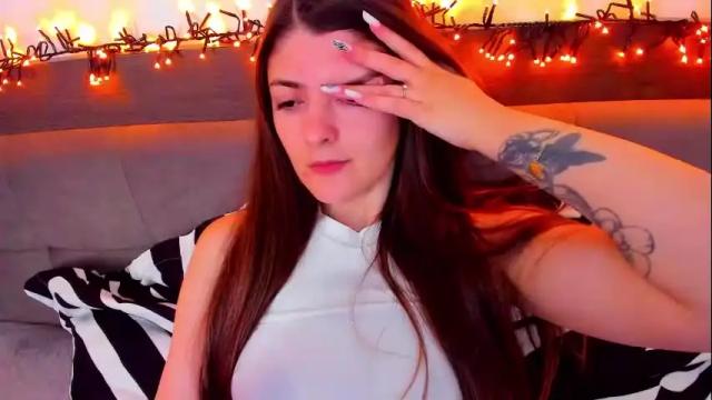 Image 3 of _just_a_simple_girl Stream on Chaturbate on 5 days ago