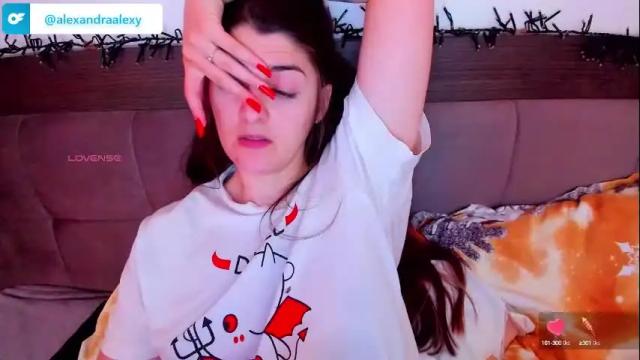 Image 12 of _just_a_simple_girl Stream on Chaturbate on 1 month ago