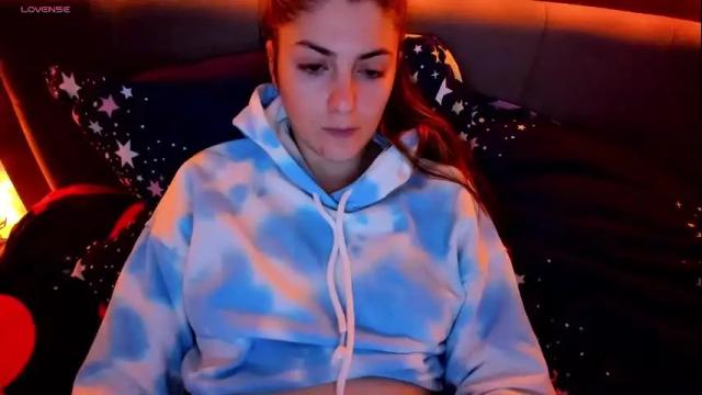 Image 3 of _just_a_simple_girl Stream on Chaturbate on 1 month ago