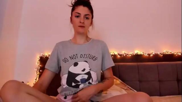 Image 2 of _just_a_simple_girl Stream on Chaturbate on 1 month ago