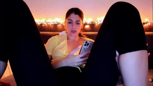 Image 10 of _just_a_simple_girl Stream on Chaturbate on 25 days ago